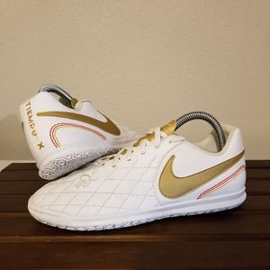 Nike Legend X 7 Tiempo R10 size 6y